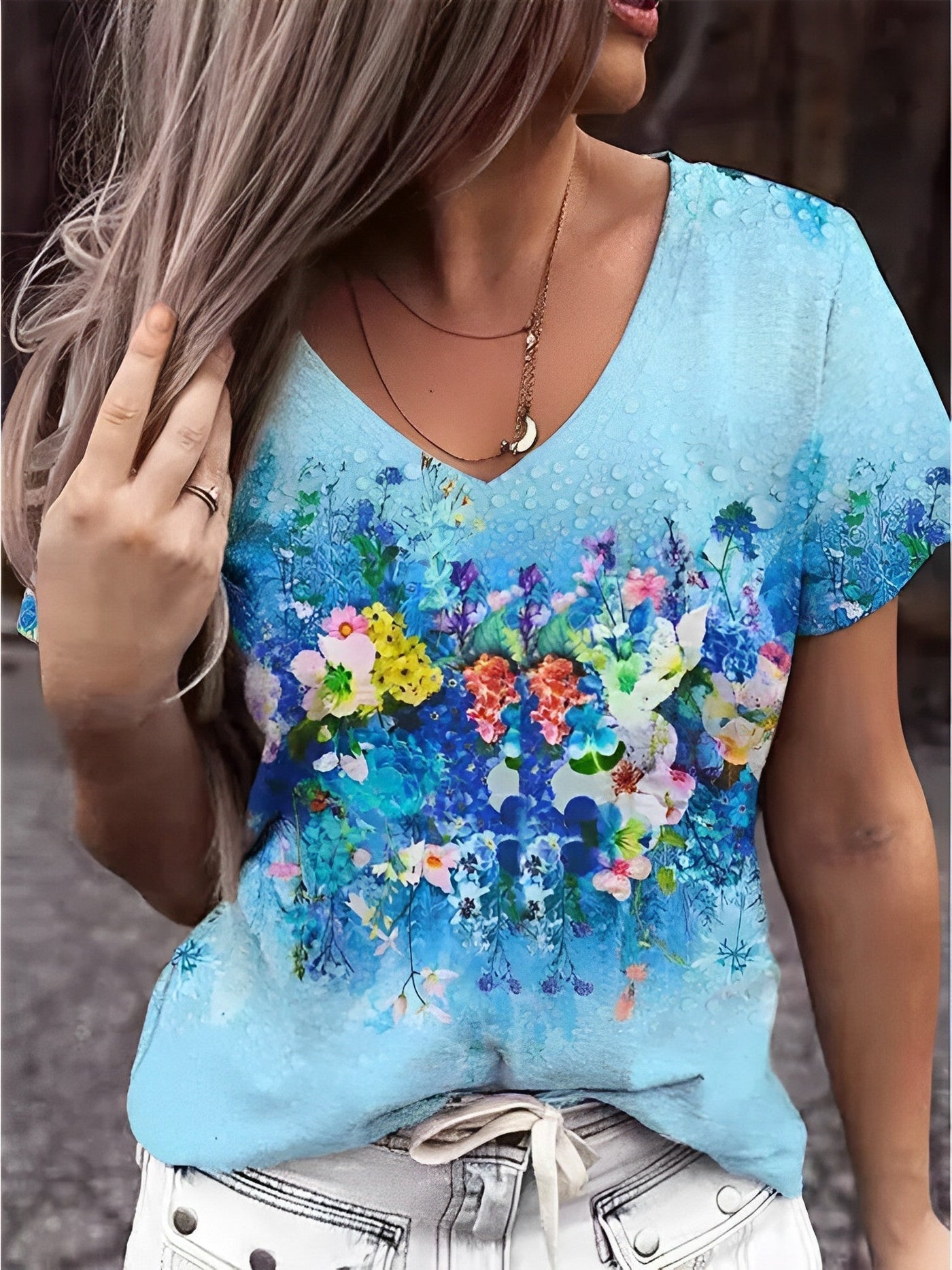 Barneys New York  | 74V-neck floral art t-shirt