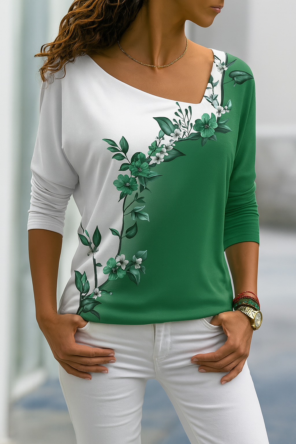 Barneys New York  | Flowers Contrast Color Art T-Shirt