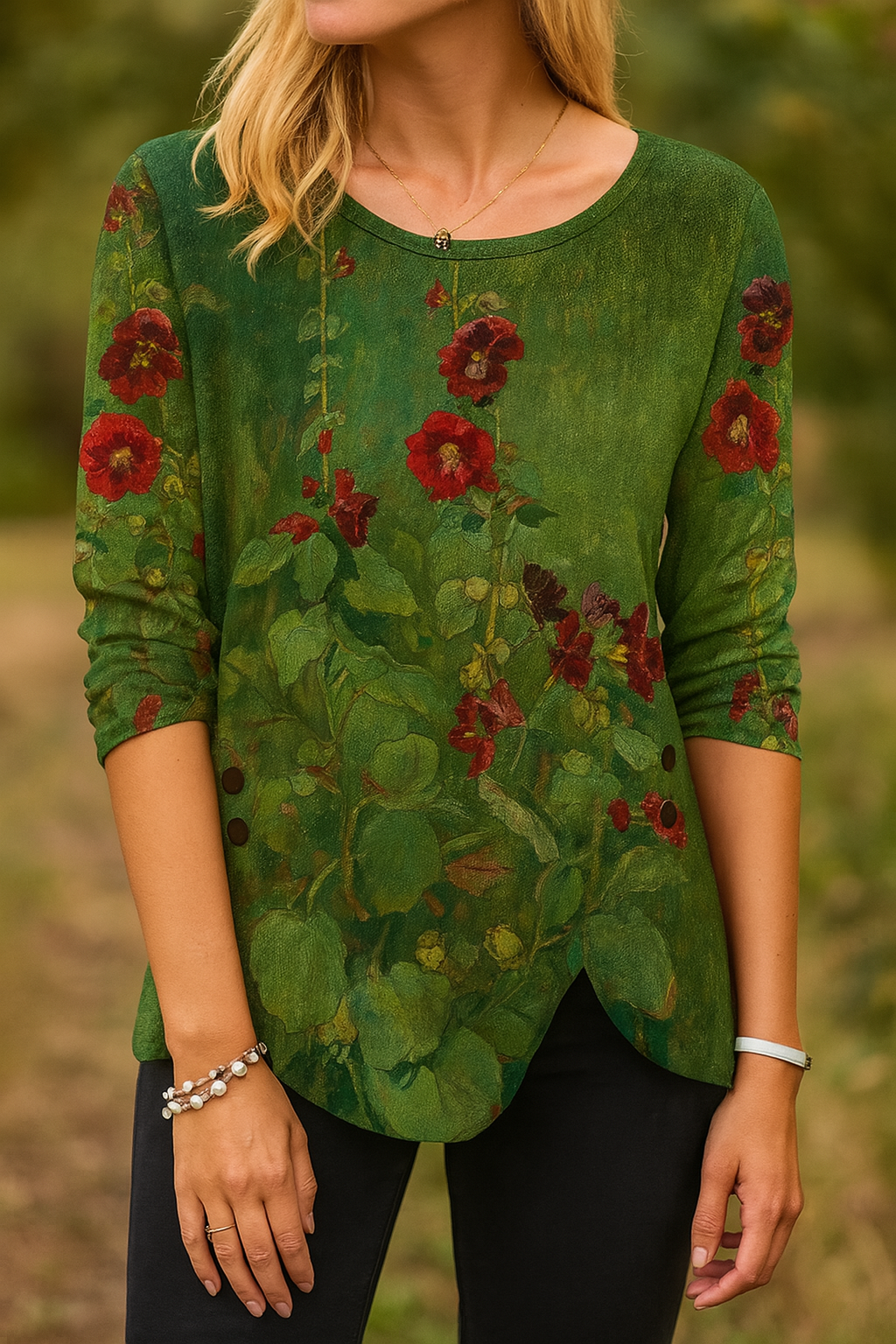 Barneys New York  | Hollyhocks art print t-shirt with a slit and button fastening